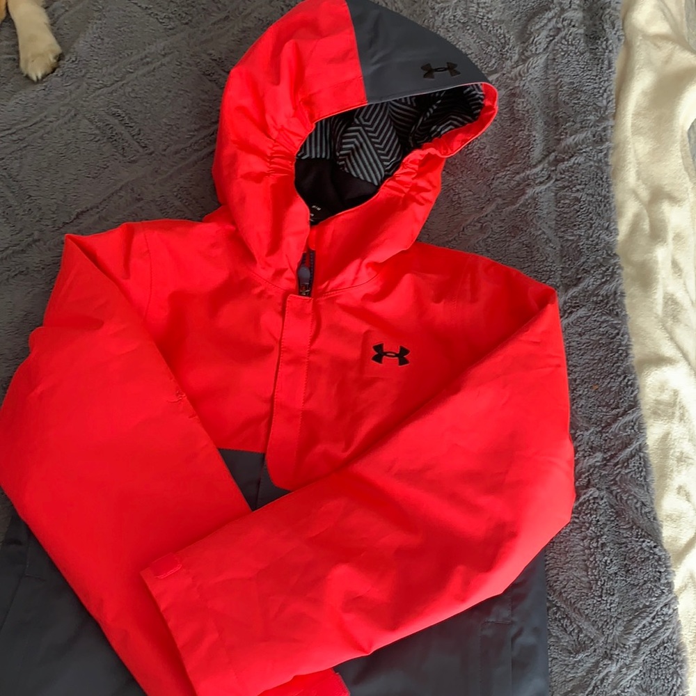 New under armor coat.